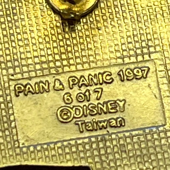 Pain + Panic 1997 LE Hercules Disney Opening Weekend Commemorative Pin #6 of 7 - Picture 7 of 15